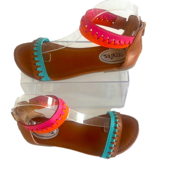 Stevies Girls Multi-Colored ZigZag Sandals Size 3 - Picture 1 of 7